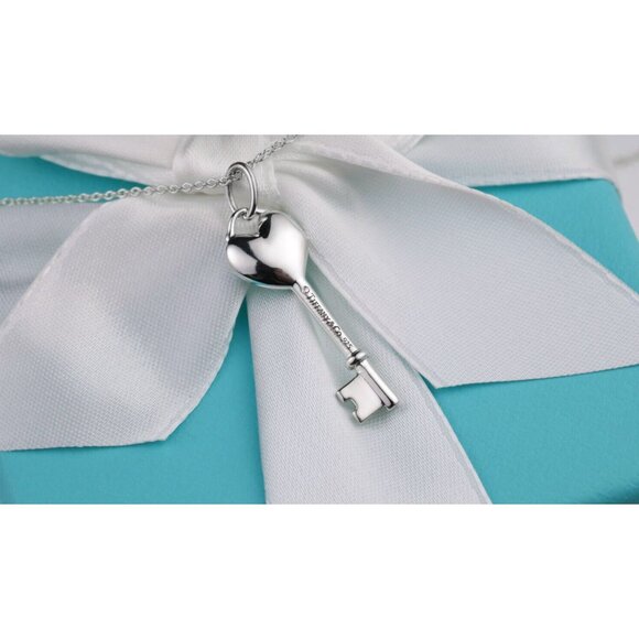 Tiffany & Co. Key Necklace Blue Enamel Heart Key Pendant in Sterling Silver 16" - Picture 4 of 7